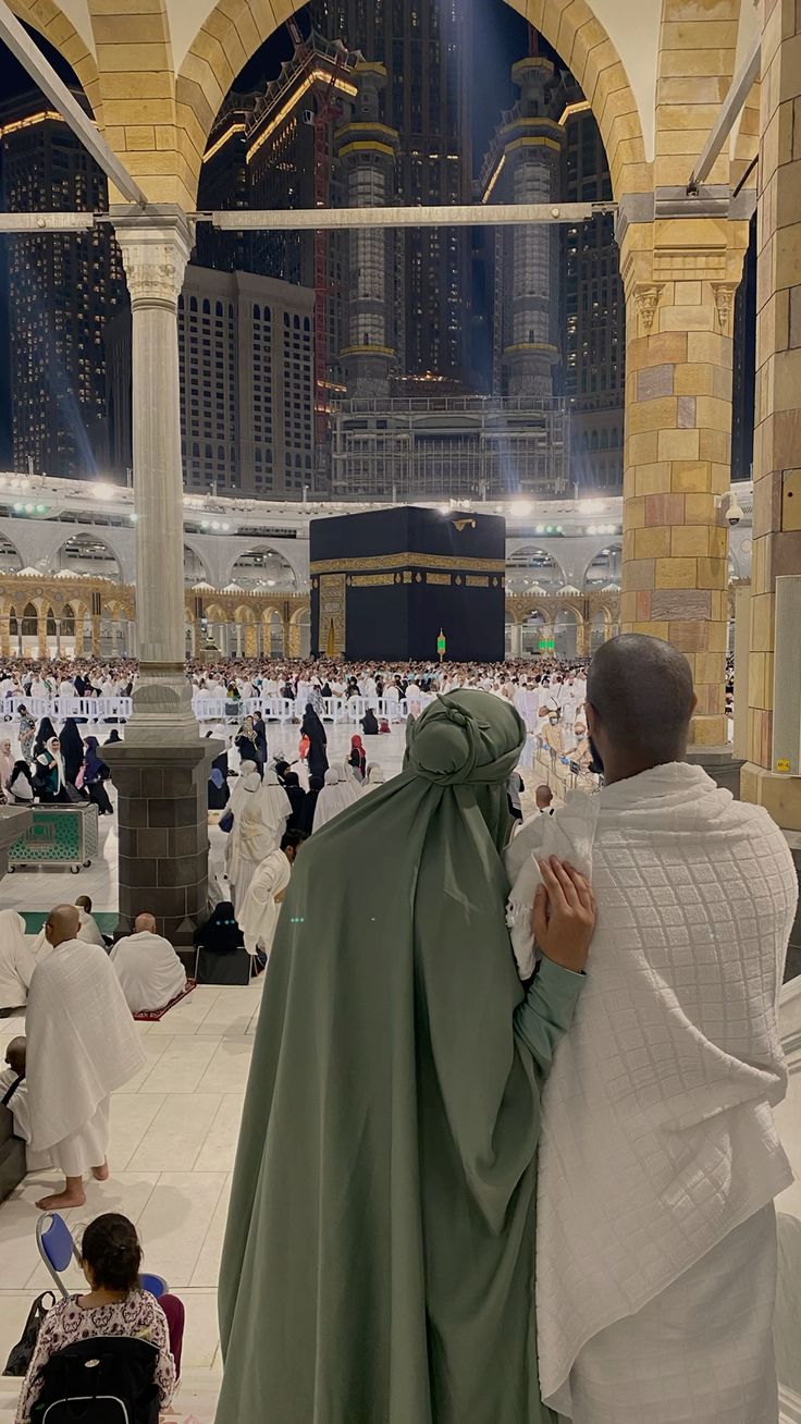 Deluxe Umrah Packages 2024-2025: Your Journey to Spiritual and Physical Comfort